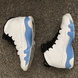Air Jordan 9 Retro “Powder Blue” 2010