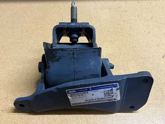 BRAND NEW Ford OEM motor mount (BL3Z-60 38-J) fits various Ford F-150s 2010-2014 with V8 engine