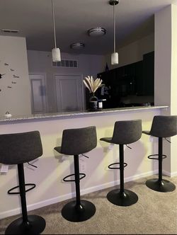 Grey barstools ( set of 4)