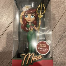 DC Comics Bombshells Mera