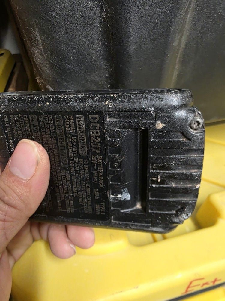 Dewalt Battery