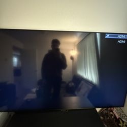TV for sale 55in - can deliver to nearby areas