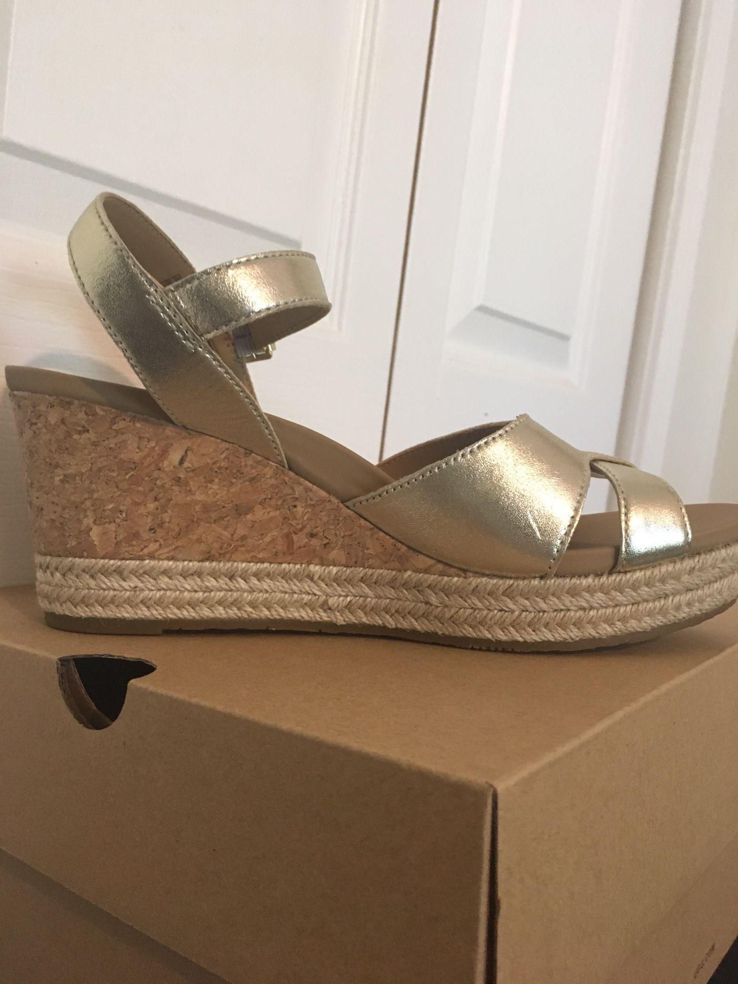 Ugg’s New Cork Sandals  (never Used)