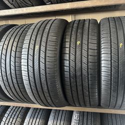 SET OF TIRE 235 55 20 MICHELIN 85% LIFE