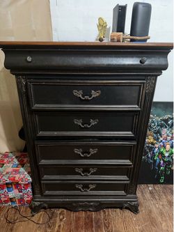 Chest dresser $100