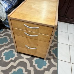 Small Drawer Cabinet/Nightstand