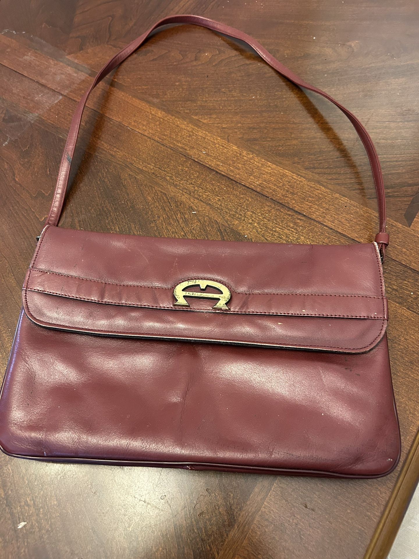 Vintage Etienne Aigner Clutch Purse Removable Strap