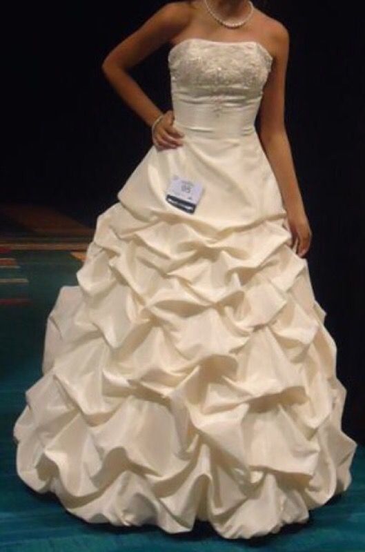 Quinceanera/pageant/ Wedding Dress