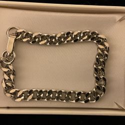 Silver Tone Link Bracelet 