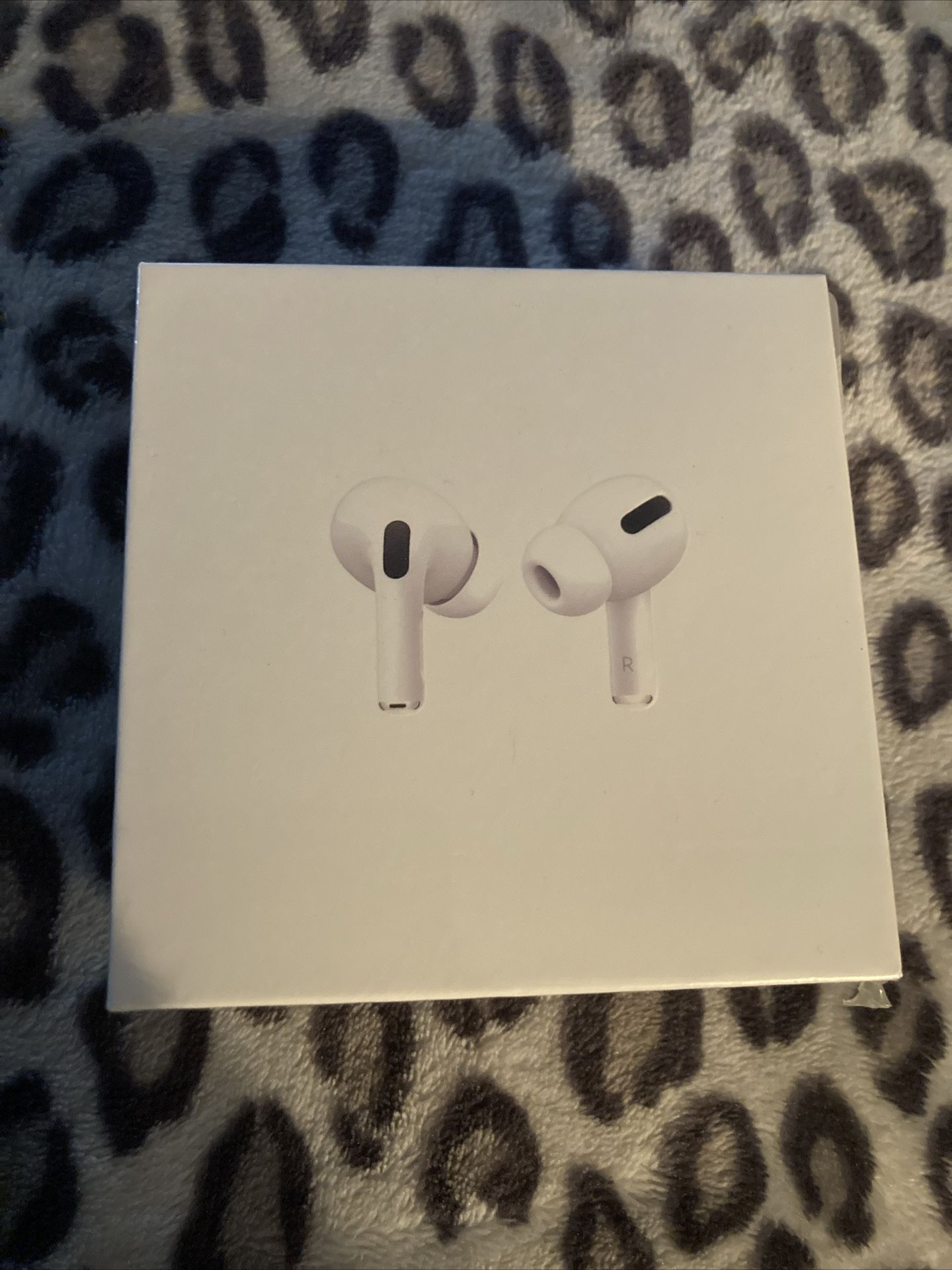 Apple AirPod Pros / Brand New/ Sealed / Ready To Ship