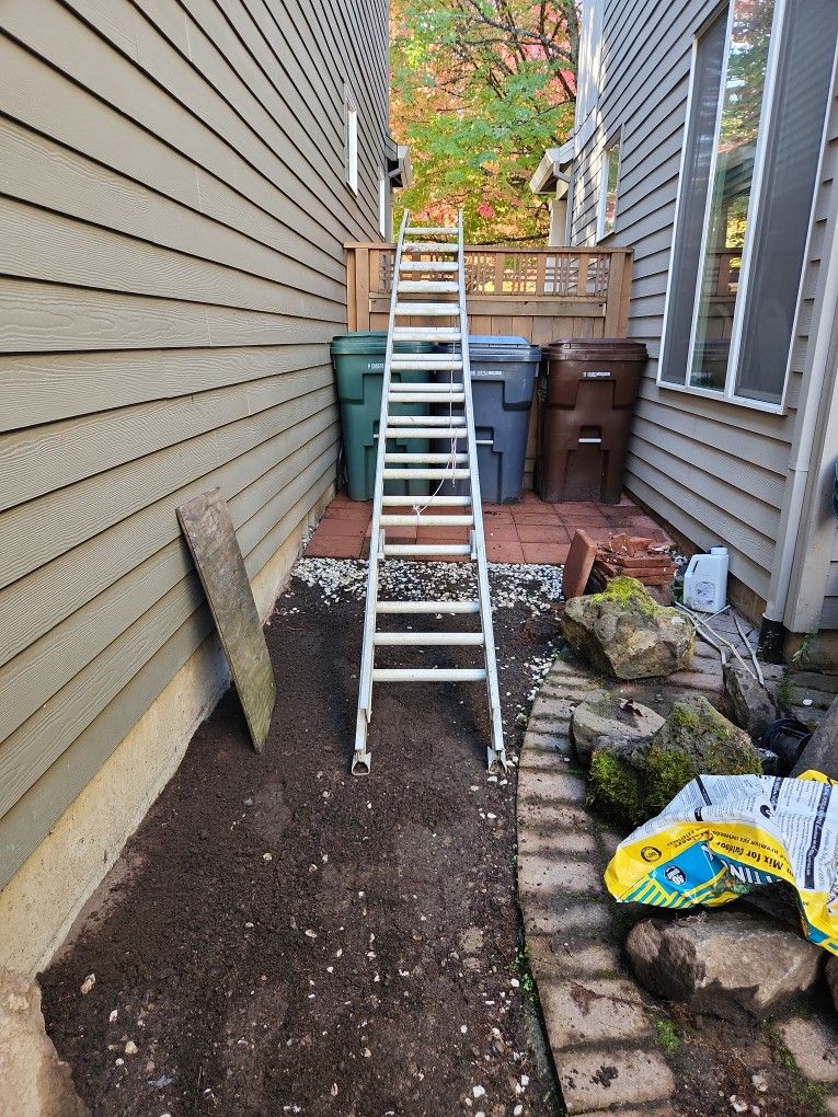 14-28 FT ladder
