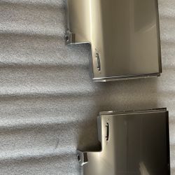 Toyota Tundra 2022 Limited  (original)Tailgate Trim Panel