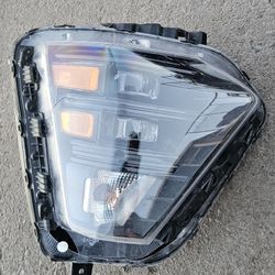 2024-2025 KIA KONA HEADLIGHT PASSANGER SIDE 