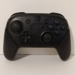 Nintendo Switch Pro Controller 