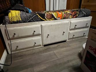 Twin bed with mattress
