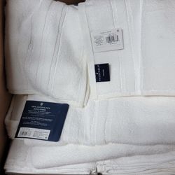 Lot of (18) All White Bath And Hand Towels, NEW