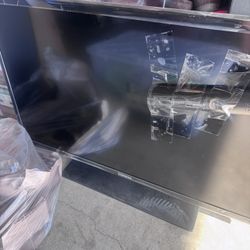 Samsung 32” TV