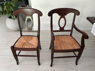 Pottery Barn  wood  Dining set  great condition
