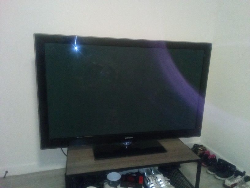65' Inch Samsung Tv