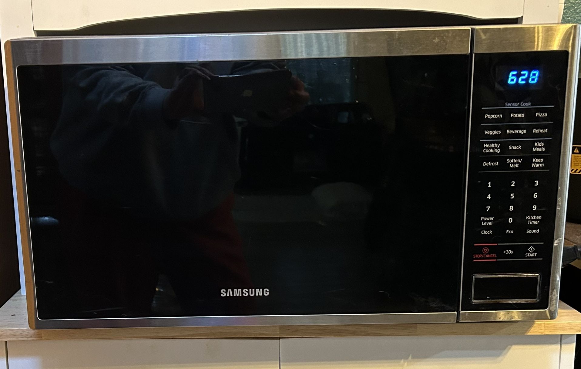 Large Microwave Works Great $50