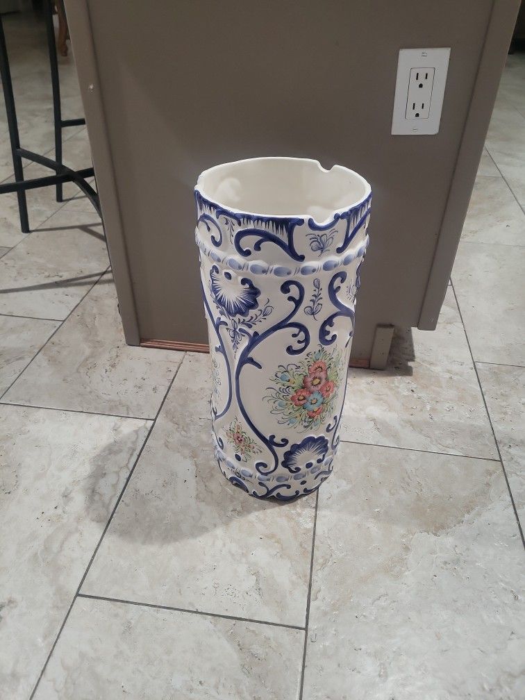 Flower Base Made Portuguese