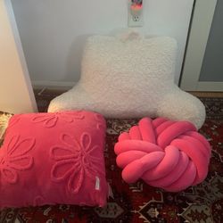 decor pillows 