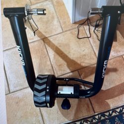 wahoo kickr snap mint condition
