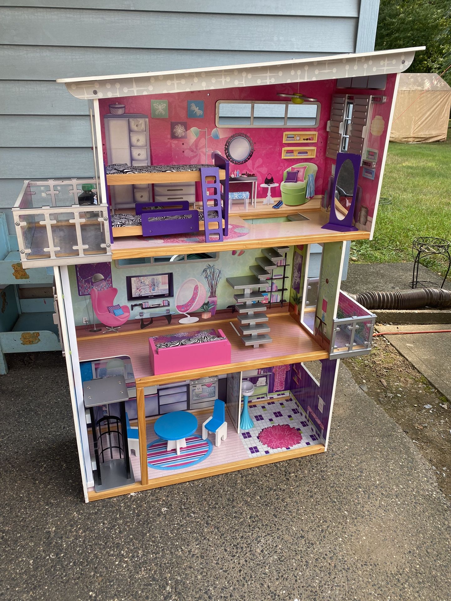 Kidkraft Wooden Dollhouse