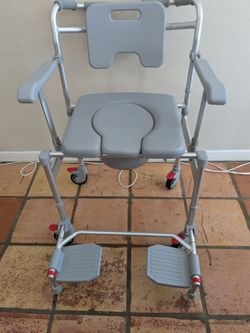 SHOWER & COMMODE WHEELCHAIR