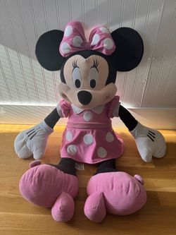 Oversized Mini Mouse 🐭 Stufty