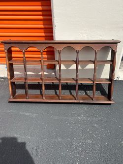 Vintage tea cup wall shelf