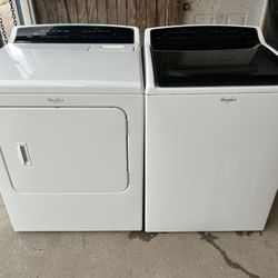 Whirlpool Cabrio washer And Electric Dryer 