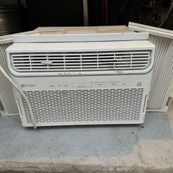 GE Window AC Unit