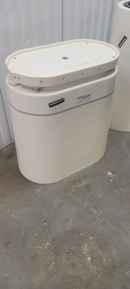 Offshore Fiberglass Live Bait Tank 30 Gallon