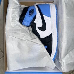 Jordan 1 UNC Toe