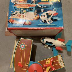 Fisher Price PLAY FAMILY AIRPORT #996 From 1972–COMPLETE SET with ORIGINAL BOX