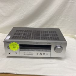 Yamaha 6.1 Channel 300W Receiver Silver No Remote Inv. 92 91 65 21 08