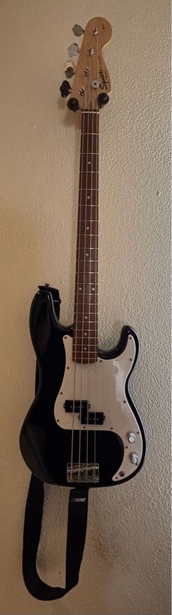 Fender Squier Electric Bass