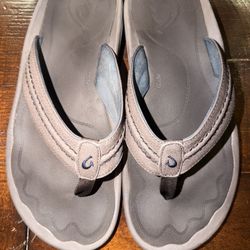 OluKai Hokua Sandals