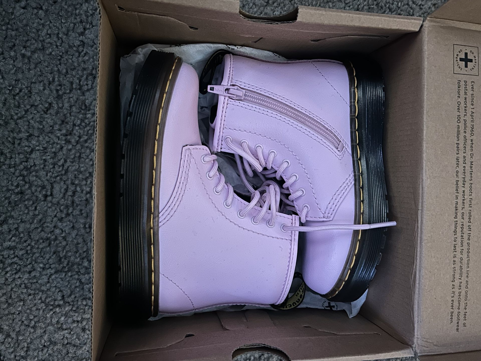 DR MARTENS TODDLER BOOTS SIZE 10