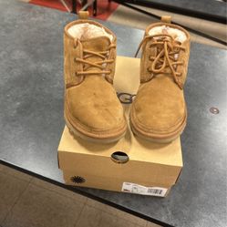 Uggs Size 7