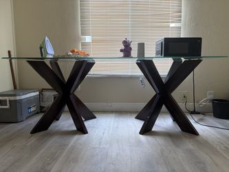 Kitchen table