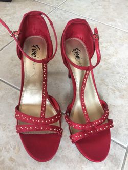 Red heels size 8.5
