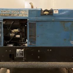 Miller Bobcat 225 NT Welder Generator 20 HP Engine 225 Amps 8500 Watts