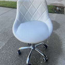 Swivel Makeup Chair