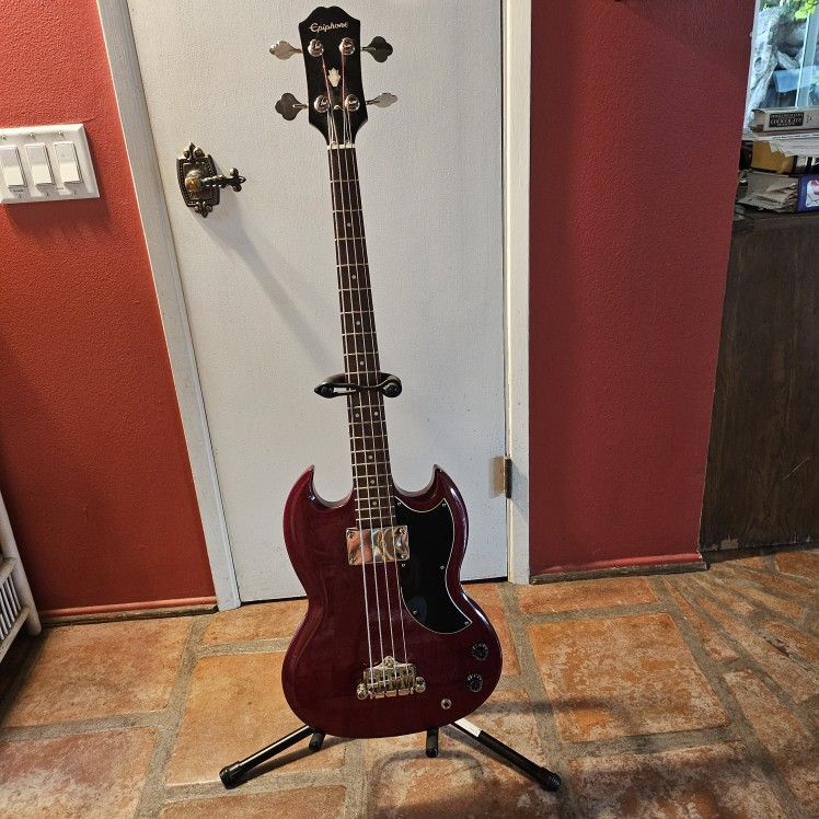 Gibson Les Paul Epiphone 4 string bass