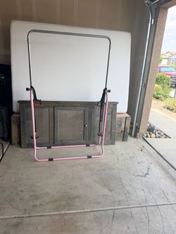 Gymnastics bar