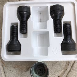 Bmw Wheel Locks 