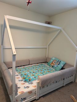 White Wood House Frame Kids Floor Bed
