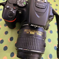 Nikkon D5500 Camera